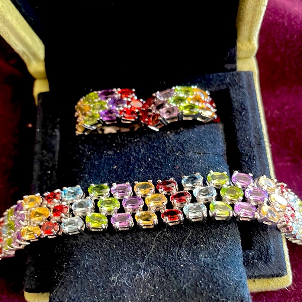 Multicolored gems
